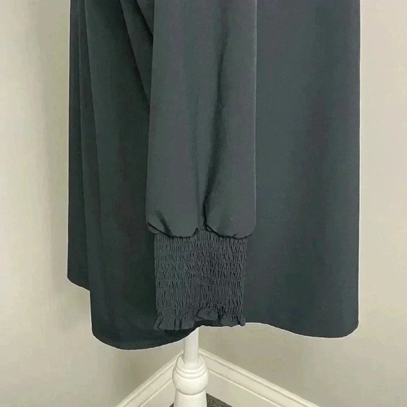 Soft Surroundings The Vivian Shirt Black long button down piecrust collar PLarge - Picture 4 of 7